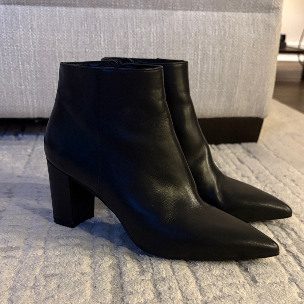 Stuart Weitzman Ankle Boots